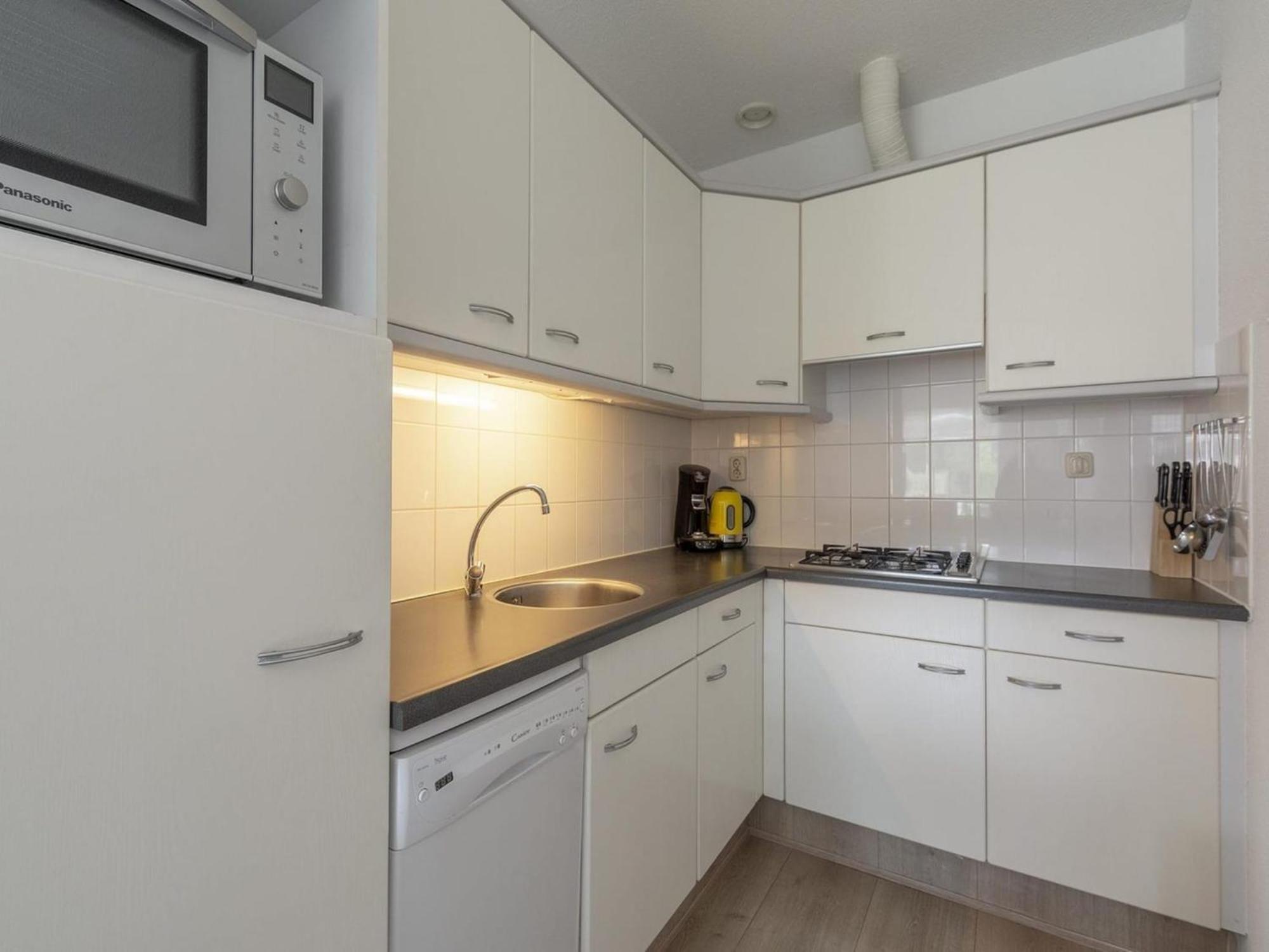 Stunning Apartment Near Sea By Belvilla Julianadorp Exteriör bild
